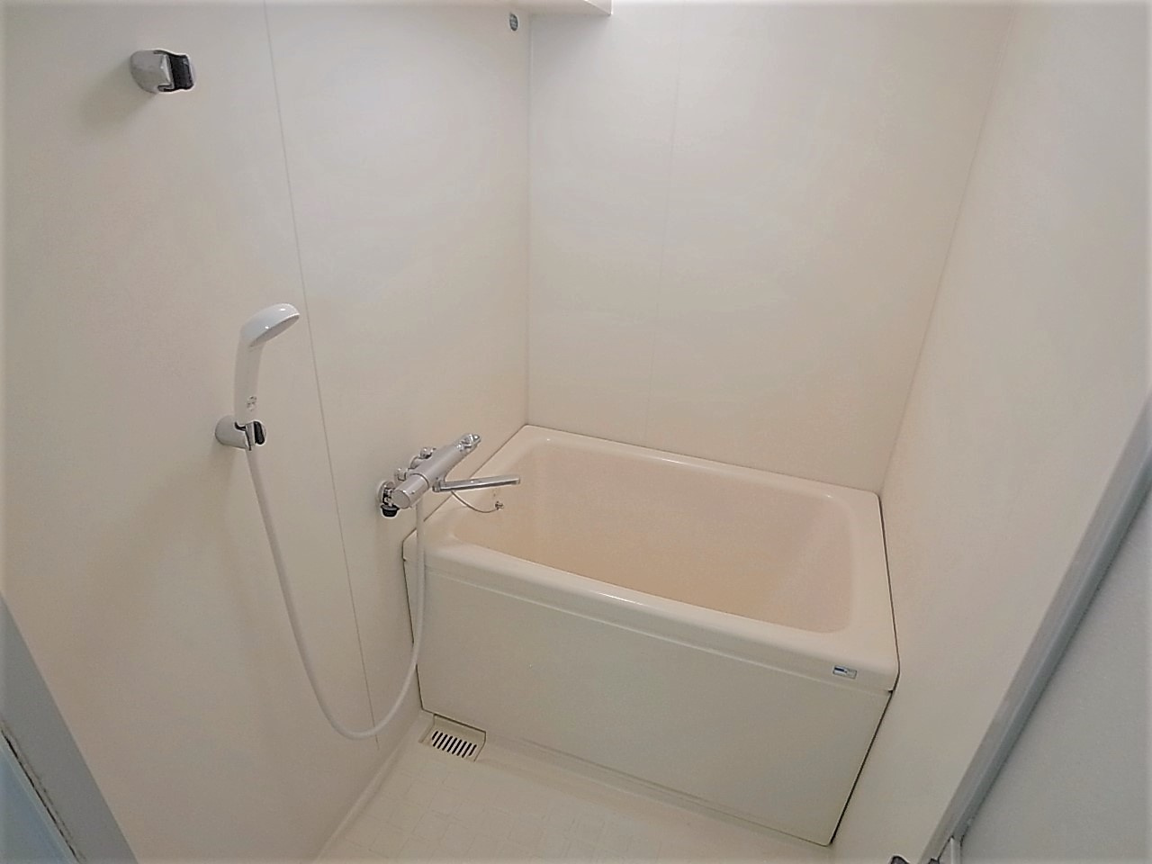 神戸市北区南五葉２丁目の賃貸マンションの浴室|バスルーム