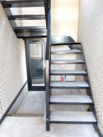 Ｒｅｓｉｄｅｎｃｅ　ＨＩＮＯＤＥⅡのエントランス