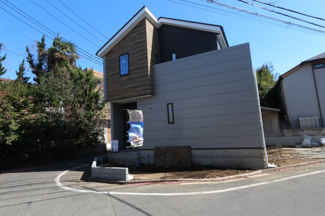 【KEIAI　Grace】西東京市芝久保町12期の外観|第三者評価「BELS」建築物省エネルギー性能評価制度認定物件♪光熱費を抑えるZEH水準の省エネ住宅です。