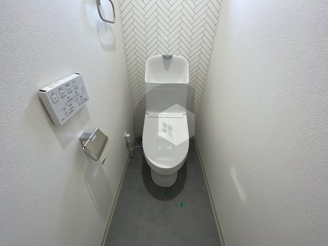 クリエオーレ大蓮東2のトイレ