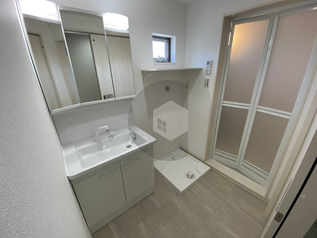 クリエオーレ大蓮東2の洗面所