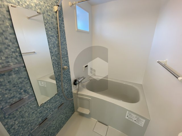 クリエオーレ大蓮東2の浴室