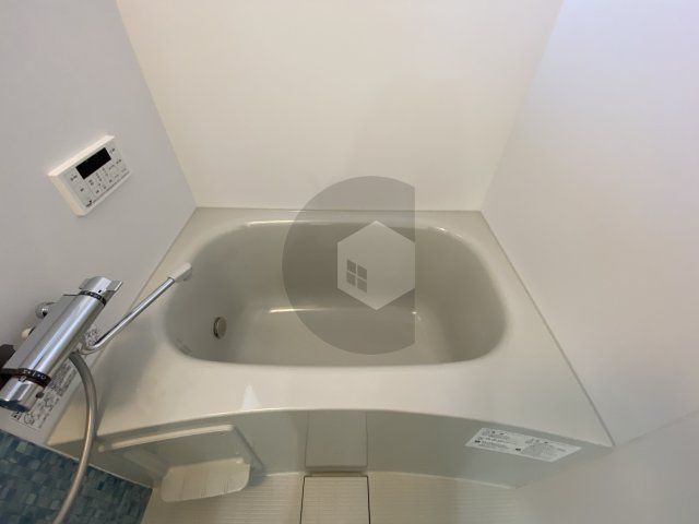 クリエオーレ大蓮東2の浴室