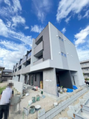 リアコート千里丘INORTHの外観
