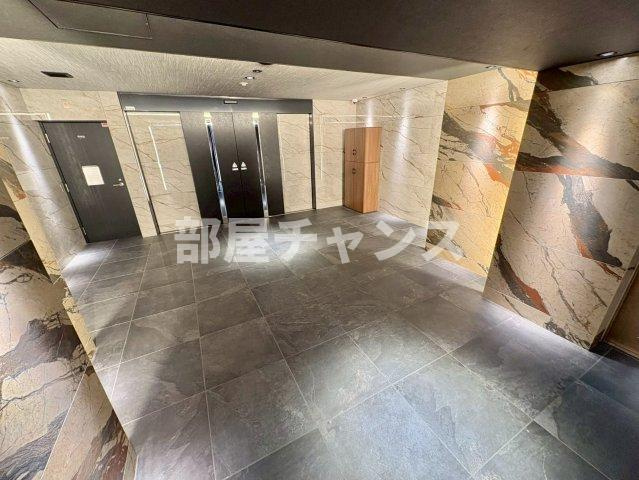 CREST TAPP金山のロビー