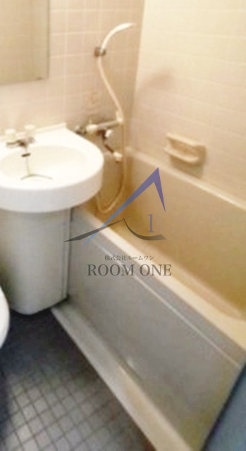 アクシルコート新大橋の浴室|お風呂です。