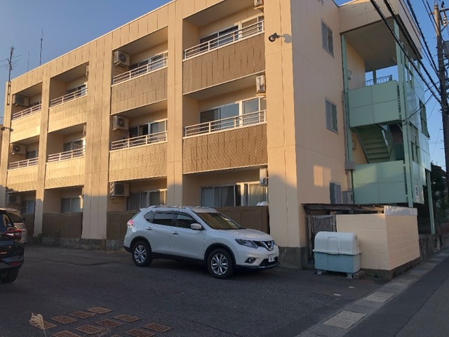 ハイツグロリヤ