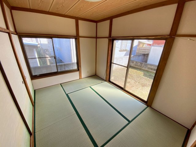 【寝室】