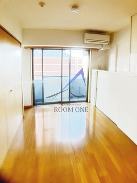 ホームズ三軒茶屋駅前の居間・リビング|洋室のお部屋です。