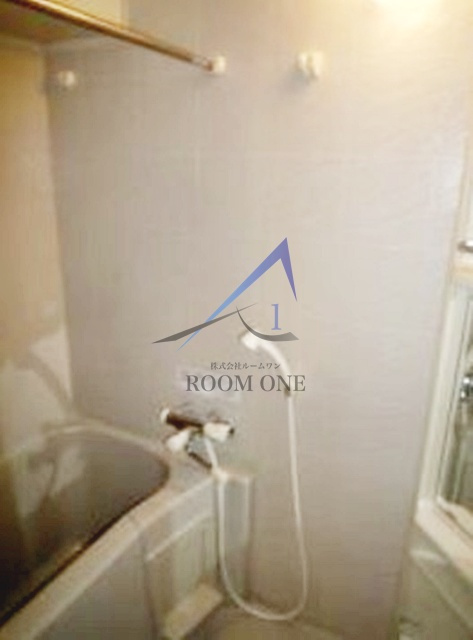 ホームズ三軒茶屋駅前の浴室|お風呂です。