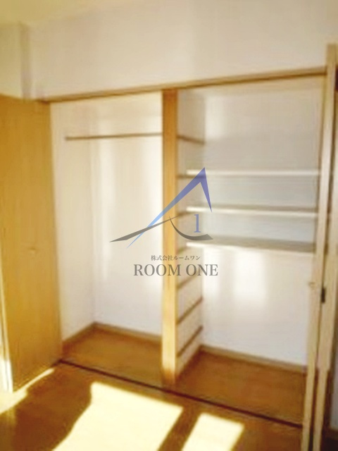 ホームズ三軒茶屋駅前の収納|収納です。