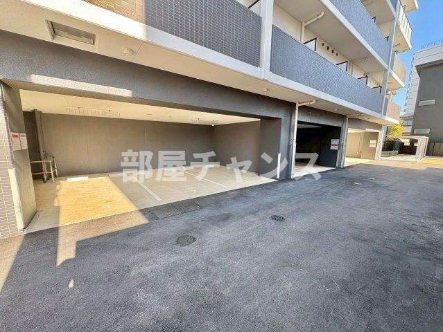 ディアレイシャス名古屋大須通の駐車場