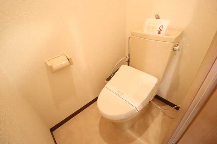 パティオ坂巻のトイレ|温水洗浄暖房便座