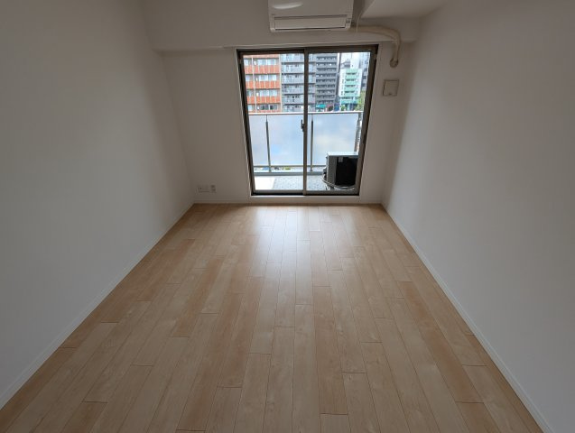 パークフラッツ緑地公園の居間・リビング