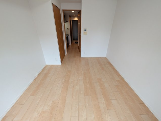 パークフラッツ緑地公園の居間・リビング