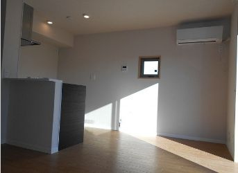 【居間・リビング】 | コージーコートA | リビングです。　※参考写真です