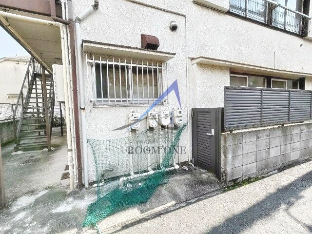 白百合荘のその他共用部分|敷地内ごみ置き場です。