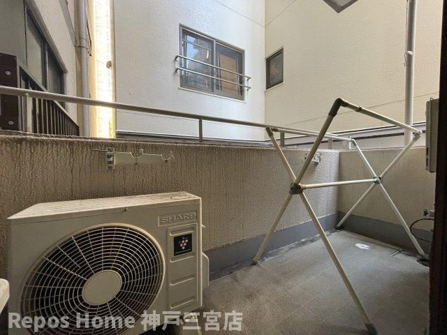 ライオンズマンション中山手のバルコニー