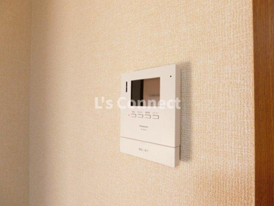 【セキュリティ】 | コーポエスポワール | 突然の来客もＴＶモニターホンでしっかり確認。