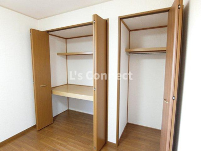 【設備】 | コーポエスポワール | 各洋室に収納付き。