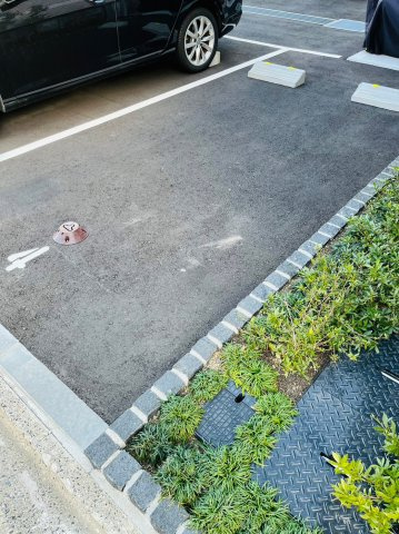 仲介手数料0円！！エスリード千種パークフロントの駐車場