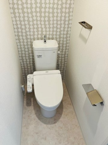 仲介手数料0円！！エスリード千種パークフロントのトイレ