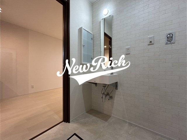 高崎市江木町のアパートの独立洗面台