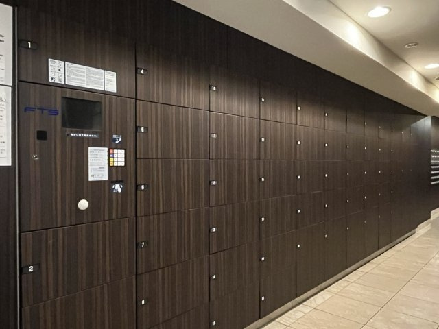 港区三田１丁目の賃貸マンションのその他|宅配＆メールコーナー