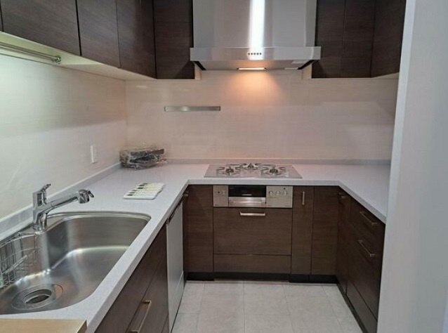 港区三田１丁目の賃貸マンションのキッチン