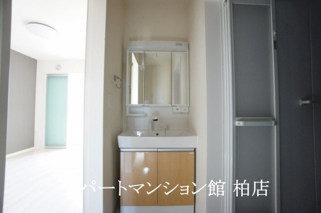 フェリーチェの独立洗面台|※別号室参考写真です ※現況優先