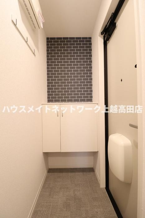 リナーシェ Ａの玄関|玄関