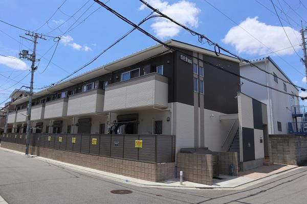エマイユ鴻池の外観