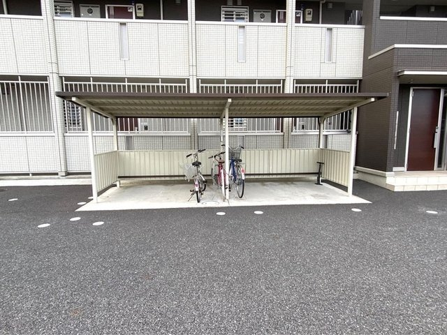 サンライトレジデンス駒形のその他|駐輪場
