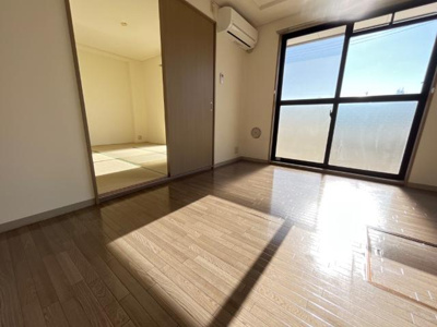 【内装】 | プレイスアーク | 室内