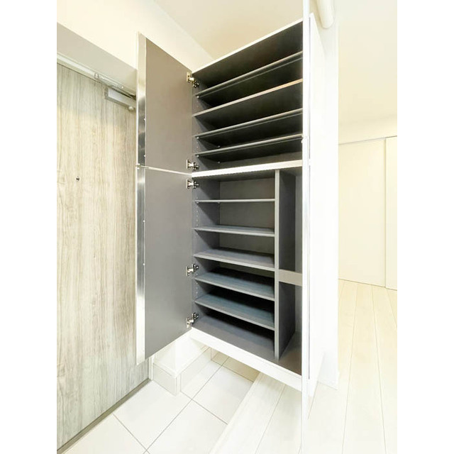 CASA GRAZIE 西大島の内装