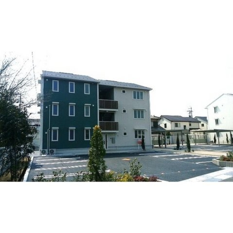 各務原市鵜沼三ツ池町５丁目のアパート