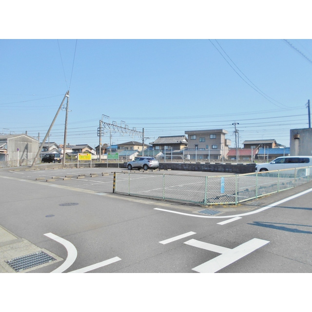 岐阜市西荘３丁目の駐車場の外観