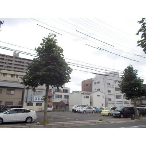 岐阜市敷島町４丁目の駐車場の外観