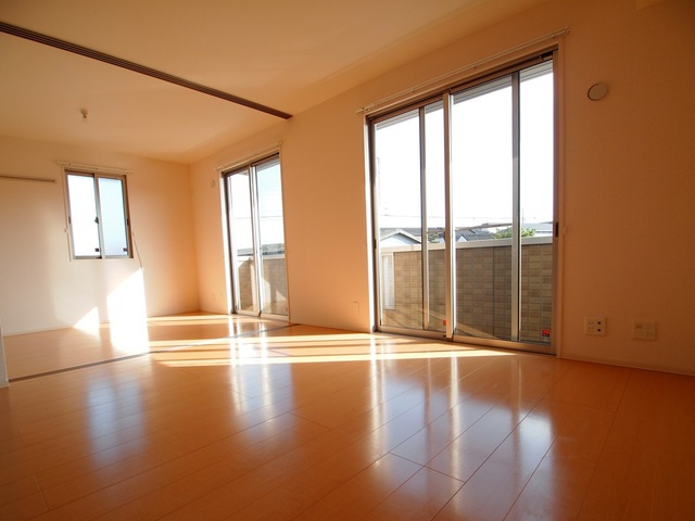 メゾン　エスポワールの居間・リビング