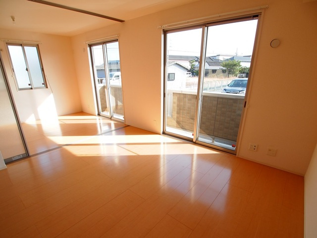 メゾン　エスポワールの居間・リビング