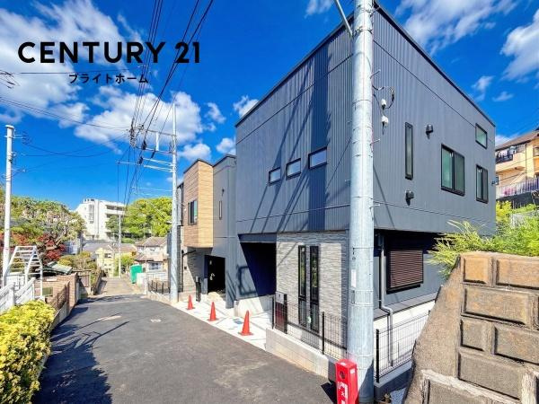 横浜市南区大岡１丁目の新築一戸建の前面道路含む現地写真|周辺物件、周辺環境も合わせてご案内可能です！
お気軽にお問い合わせください。