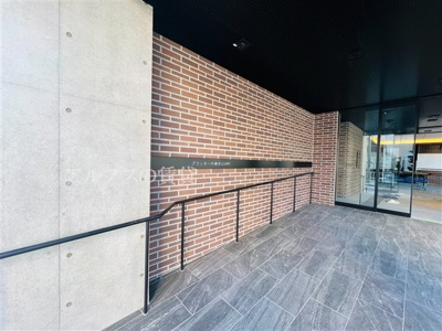【エントランス】 | グランカーサ横濱石川町