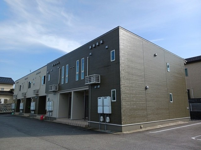 エヌヴィラージュの外観|落ち着いた雰囲気の外観です