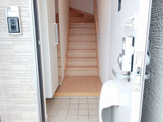 エヌヴィラージュの玄関|毎日通る玄関はこちらです