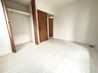 【収納】 | 廿日市市住吉（廿日市駅）全3区画　NO2【外構込み】 | 2階　3部屋　　収納付きでお部屋がスッキリ広く使えます。