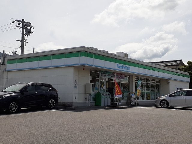 ソレイユ・マルニシの周辺|ファミリーマート池島店まで850m