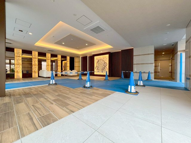 スプランディッドライズ新大阪ノースのロビー