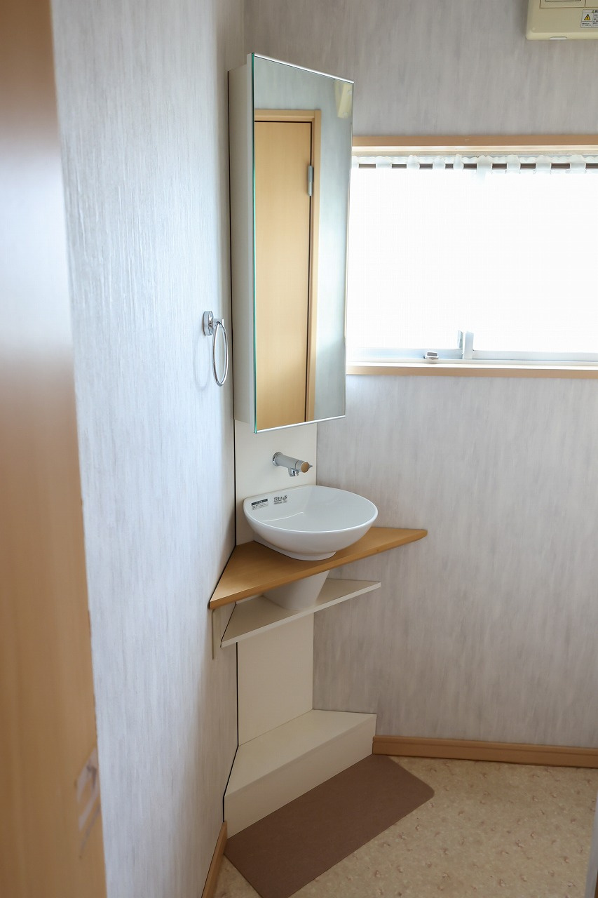 八幡町戸建ての洗面所