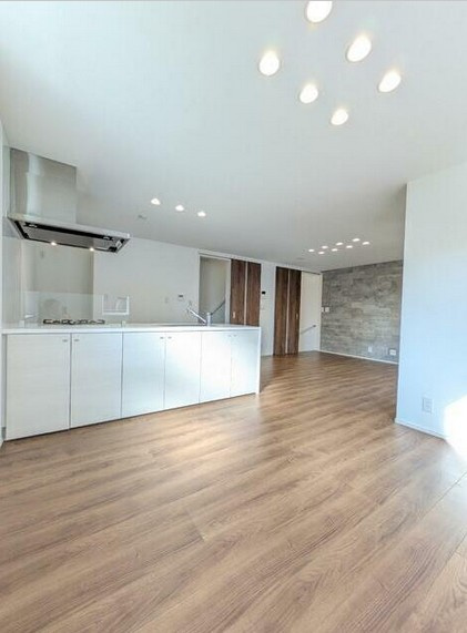 【居間・リビング】