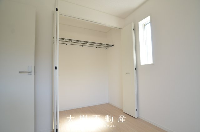【洋室】 | 綾瀬市早川 新築戸建て 全6棟【仲介手数料無料】 | 2階　洋室2（6.0帖）クローゼット
